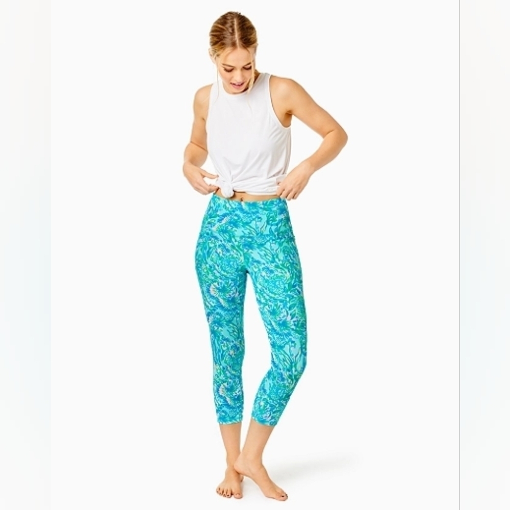 Lilly Pulitzer South Beach High Rise Leggings (w/Bonus Tshirt)